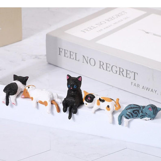 2026 Mini Cat Desk Figurines Set of 5, Cute Mini Resin Cats Accessories for Computer Monitor Decor & Car Dashboard Decorations, Adorable Small Cat Figurines for Office Car Home Decor, Ideal Gift for Cats Lovers